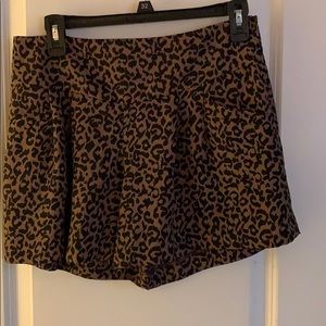 Loft polyester cheetah shorts